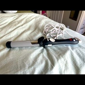 Beachwaver S1.25 in great condition